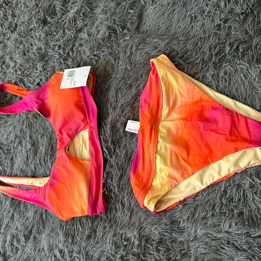 Forever 21 Ombré Bikini Set